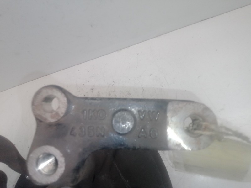 Recambio de mangueta trasera izquierda para volkswagen golf v berlina (1k1) 1.6 referencia OEM IAM 1K0435N  