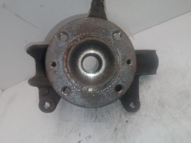 Recambio de mangueta delantera izquierda para renault megane ii berlina 5p 1.9 dci diesel referencia OEM IAM   