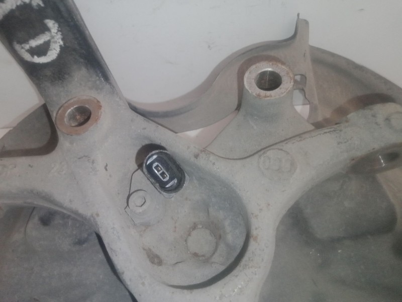 Recambio de mangueta trasera derecha para volkswagen touran (1t1) 1.9 tdi referencia OEM IAM  BUJE 
