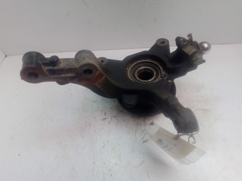 Recambio de mangueta delantera izquierda para renault kangoo 1.5 dci diesel fap referencia OEM IAM   
