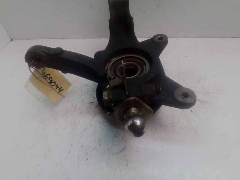 Recambio de mangueta delantera izquierda para renault kangoo 1.5 dci diesel fap referencia OEM IAM   