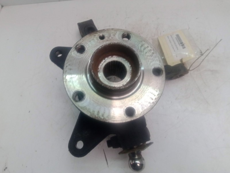 Recambio de mangueta delantera izquierda para renault kangoo 1.5 dci diesel fap referencia OEM IAM   