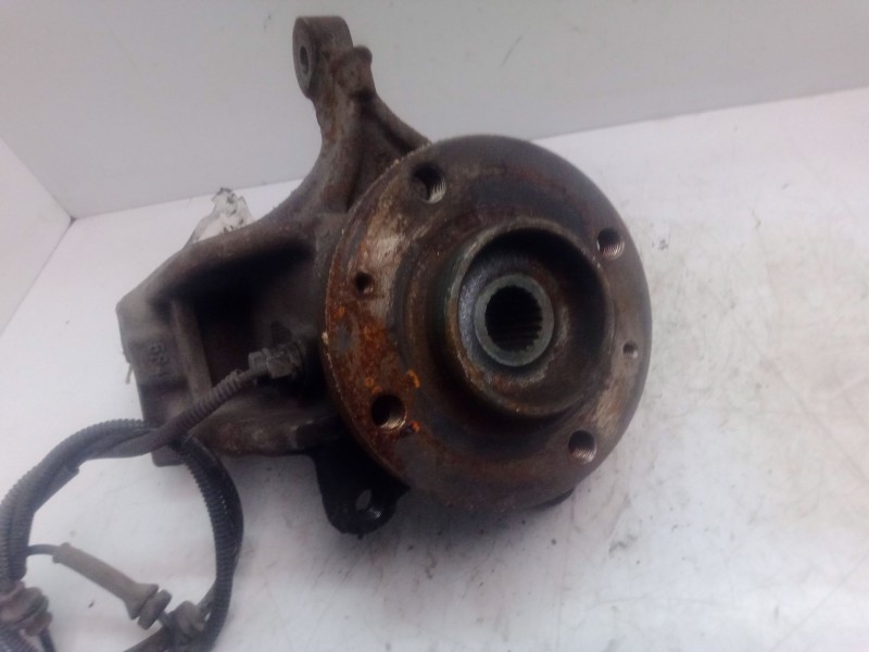 Recambio de mangueta delantera izquierda para citroën c3 pluriel 1.4 hdi referencia OEM IAM   