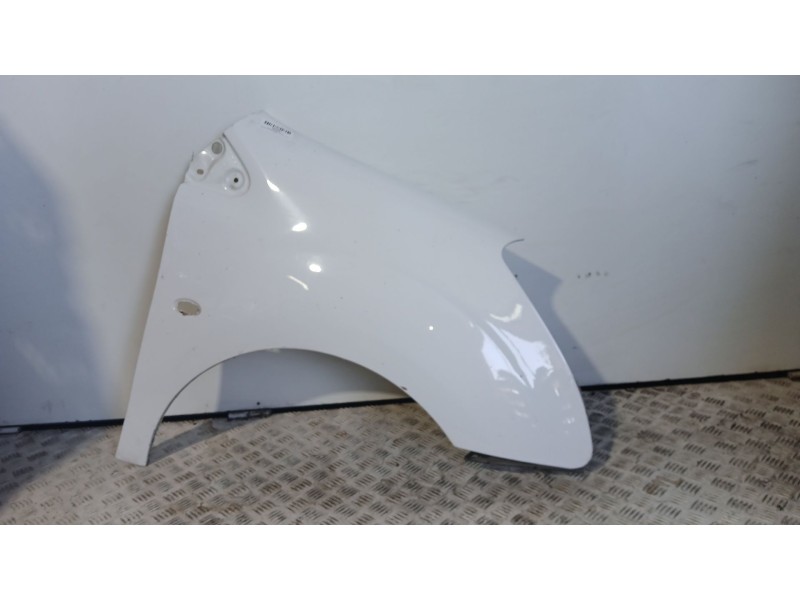 Recambio de aleta delantera derecha para peugeot partner tepee 1.6 hdi / bluehdi 75 referencia OEM IAM   