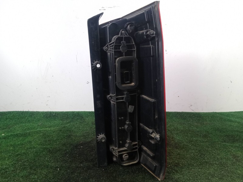 Recambio de piloto trasero derecho para volkswagen crafter furgoneta (sy_, sx_) 2.0 tdi referencia OEM IAM 7C0945095H  