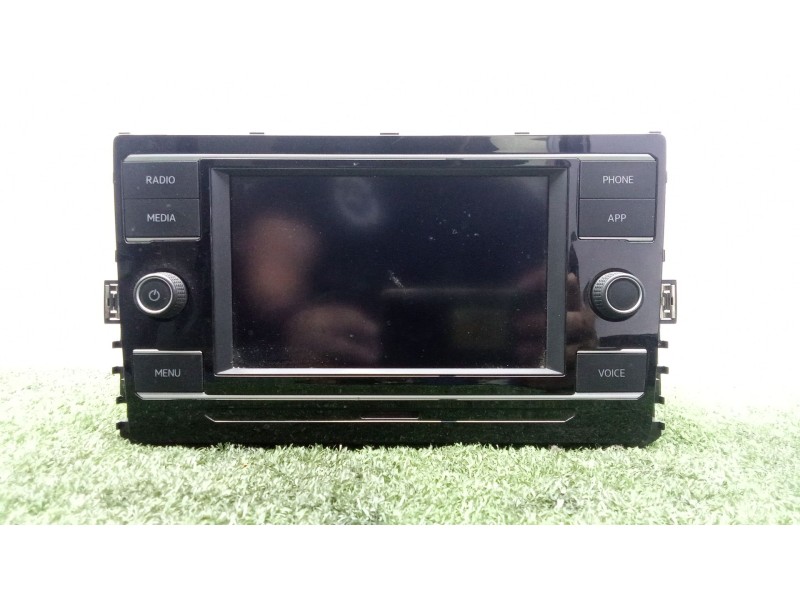 Recambio de pantalla multifuncion para volkswagen crafter furgoneta (sy_, sx_) 2.0 tdi referencia OEM IAM 7C0035869D  