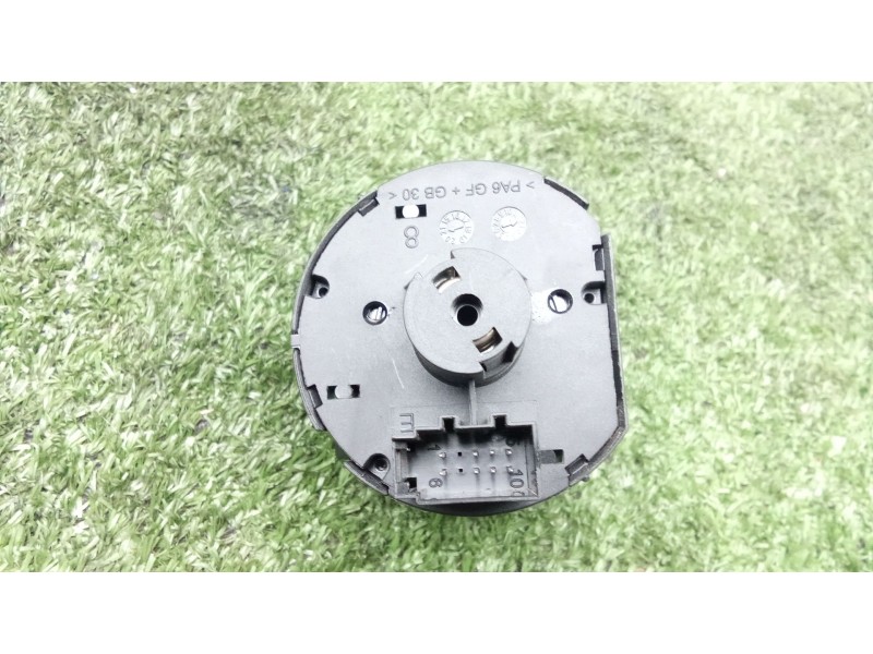 Recambio de mando luces para volkswagen crafter furgoneta (sy_, sx_) 2.0 tdi referencia OEM IAM 5G0941431AR 8.PINES 