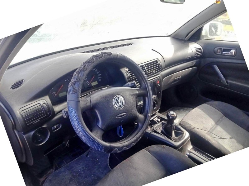 volkswagen passat b5 (3b2) del año 2000