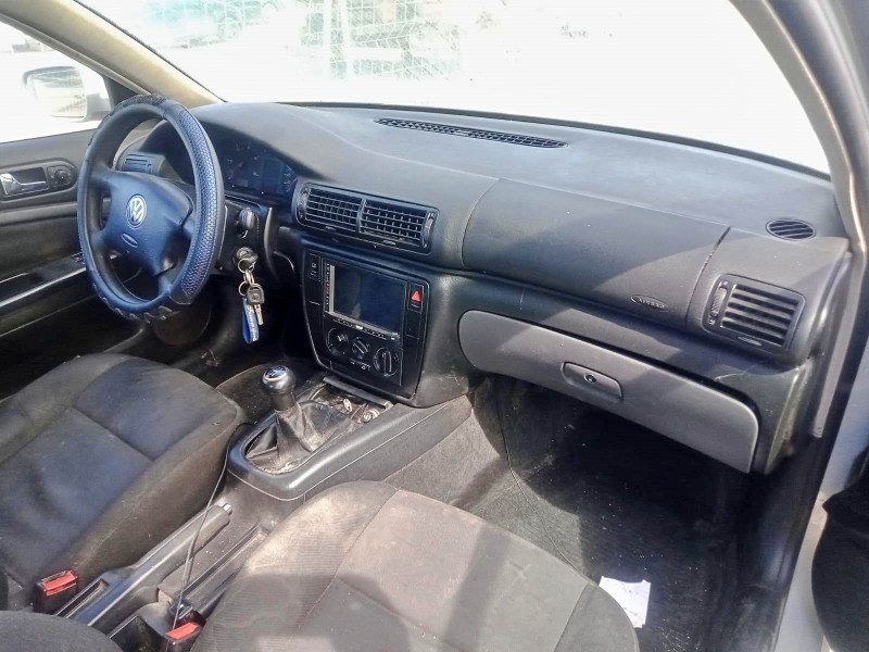 volkswagen passat b5 (3b2) del año 2000