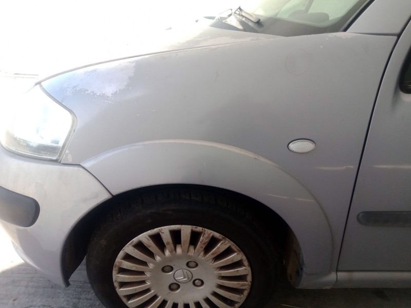 Recambio de aleta delantera izquierda para citroën c3 i (fc_, fn_) 1.4 hdi referencia OEM IAM   
