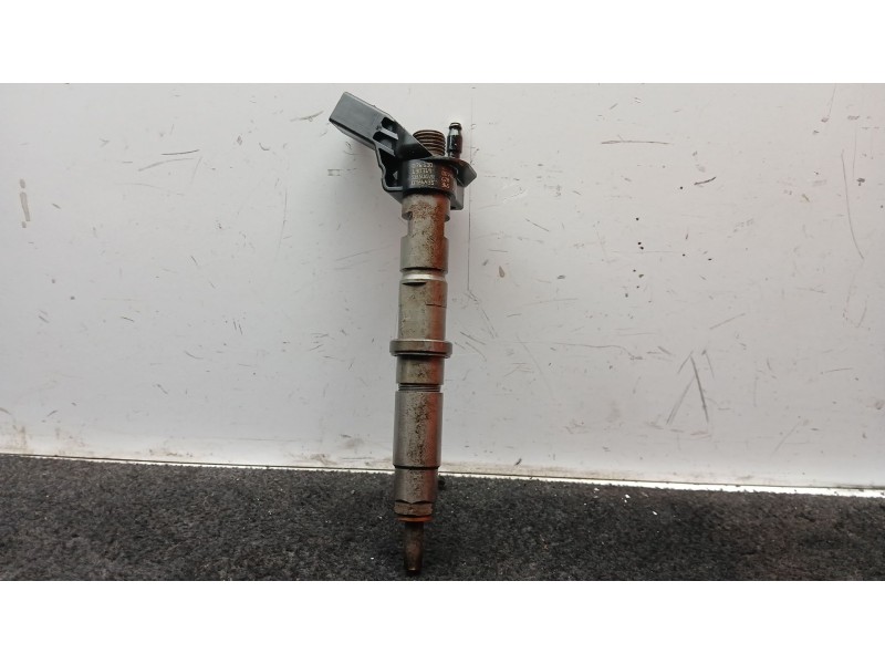 Recambio de inyector para volkswagen crafter 30-50 furgoneta (2e_) 2.5 tdi referencia OEM IAM 076130855X  