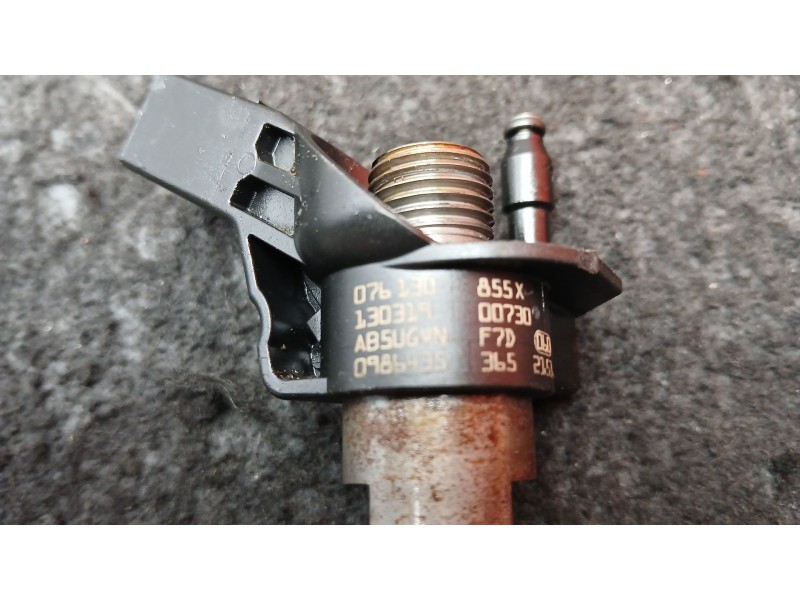 Recambio de inyector para volkswagen crafter 30-50 furgoneta (2e_) 2.5 tdi referencia OEM IAM 076130855X  