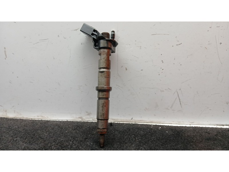 Recambio de inyector para volkswagen crafter 30-50 furgoneta (2e_) 2.5 tdi referencia OEM IAM 076130855X  