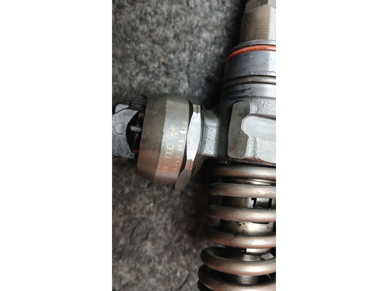 Recambio de inyector para volkswagen passat b5.5 (3b3) 1.9 tdi referencia OEM IAM 038130073AL - 0414720039  