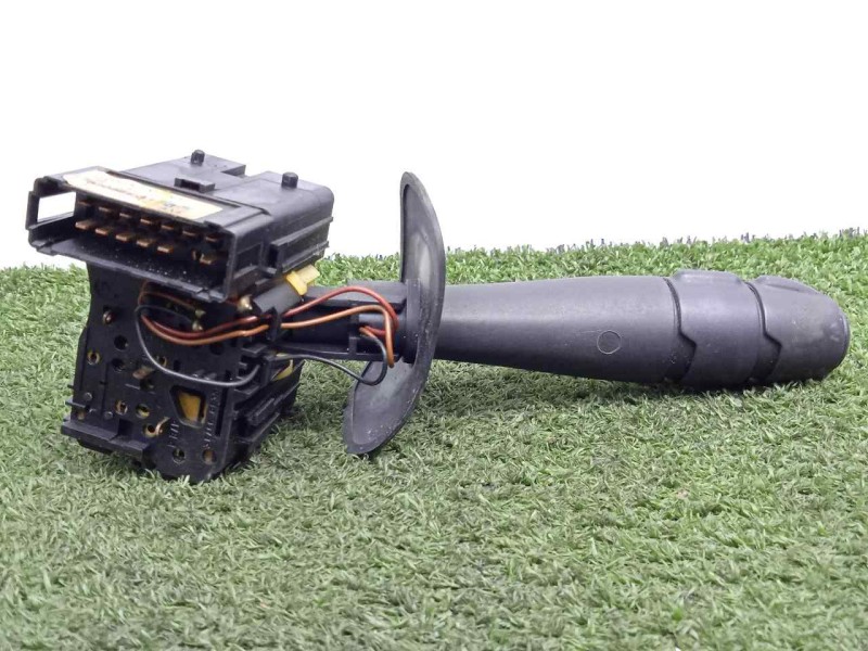 Recambio de mando luces para dacia logan 1.4 cat referencia OEM IAM 8200213173 2.NIEBLAS 