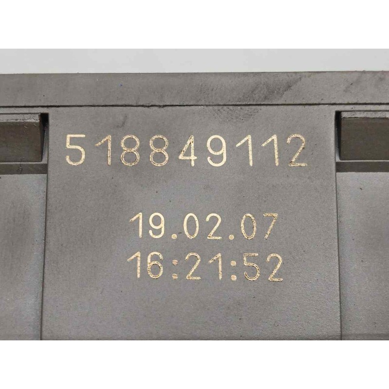 Recambio de caja reles / fusibles para volvo fl xxx 7.2 diesel referencia OEM IAM 518849112-5010590677  