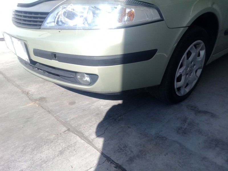 Recambio de paragolpes delantero para renault laguna ii (bg0/1_) 1.9 dci (bg08, bg0g) referencia OEM IAM   