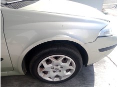 Recambio de aleta delantera derecha para renault laguna ii (bg0/1_) 1.9 dci (bg08, bg0g) referencia OEM IAM   