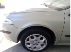 Recambio de aleta delantera izquierda para renault laguna ii (bg0/1_) 1.9 dci (bg08, bg0g) referencia OEM IAM   