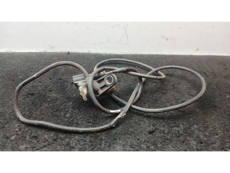 Recambio de sensor presion para fuso (mitsubishi) canter 7c18 referencia OEM IAM  CAPTADOR ABS PINZA FRENO TRASERA 