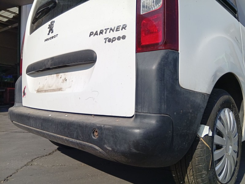 Recambio de paragolpes trasero para peugeot partner tepee 1.6 hdi / bluehdi 75 referencia OEM IAM   