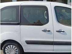 Recambio de puerta lateral corredera derecha para peugeot partner tepee 1.6 hdi / bluehdi 75 referencia OEM IAM   