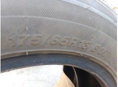 Recambio de pareja neumaticos para volkswagen polo iii (6n1) 64 1.9 d referencia OEM IAM 175/65R13-80T 80T - TURISMO ROCKBADE 2
