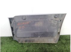 Recambio de moldura para fuso (mitsubishi) canter 7c18 referencia OEM IAM   ESCALON.DERECHO 2