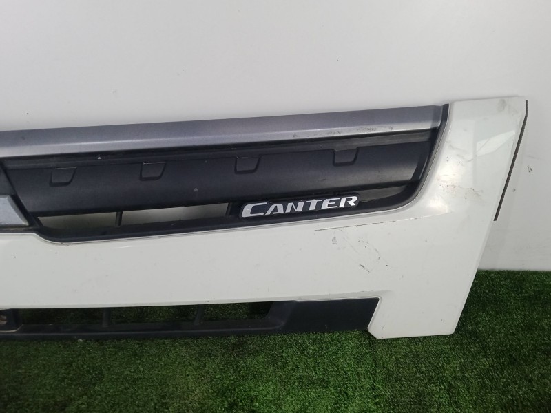 Recambio de rejilla delantera para fuso (mitsubishi) canter 7c18 referencia OEM IAM   