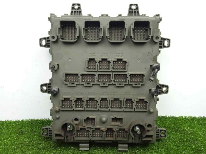 Recambio de caja reles / fusibles para volvo fl xxx 7.2 diesel referencia OEM IAM 518849112-5010590677  