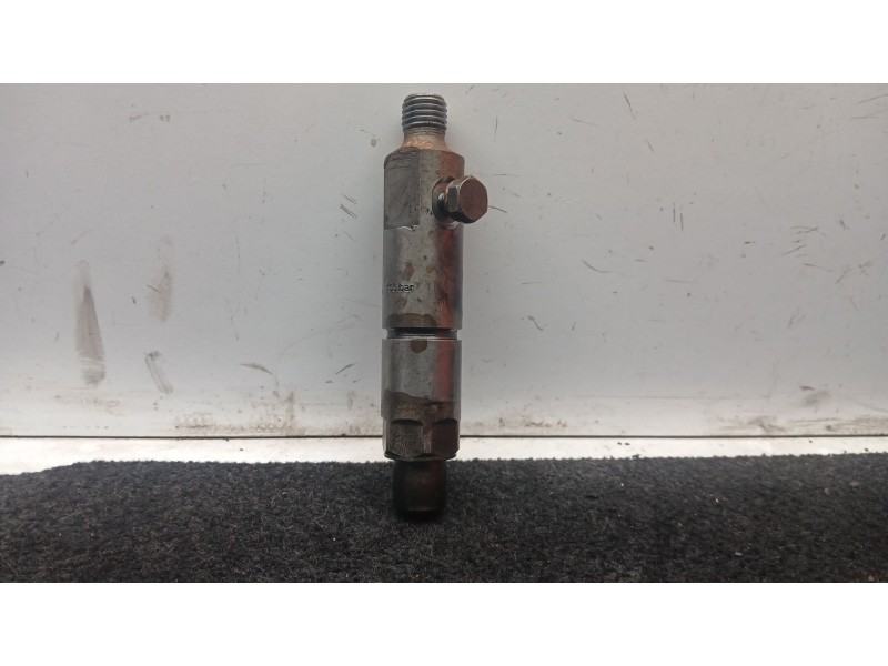 Recambio de inyector para toyota land cruiser hardtop (_j7_) 2.4 td (lj70_) referencia OEM IAM KBE58S44 BOSCH 
