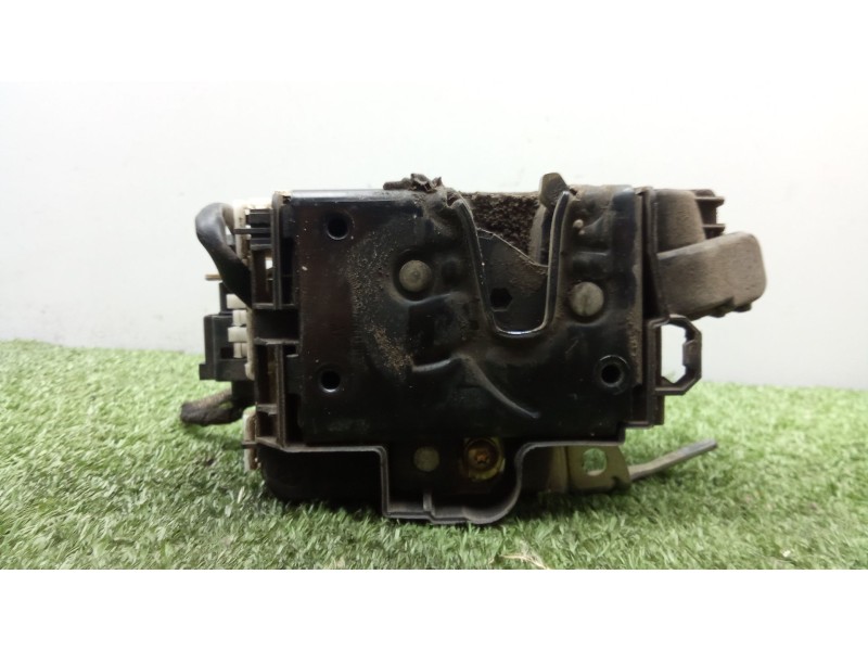 Recambio de cerradura puerta delantera derecha para seat ibiza (6k1) 1.4 referencia OEM IAM ZSB6K4837016D 6K1 - 2.PINES 