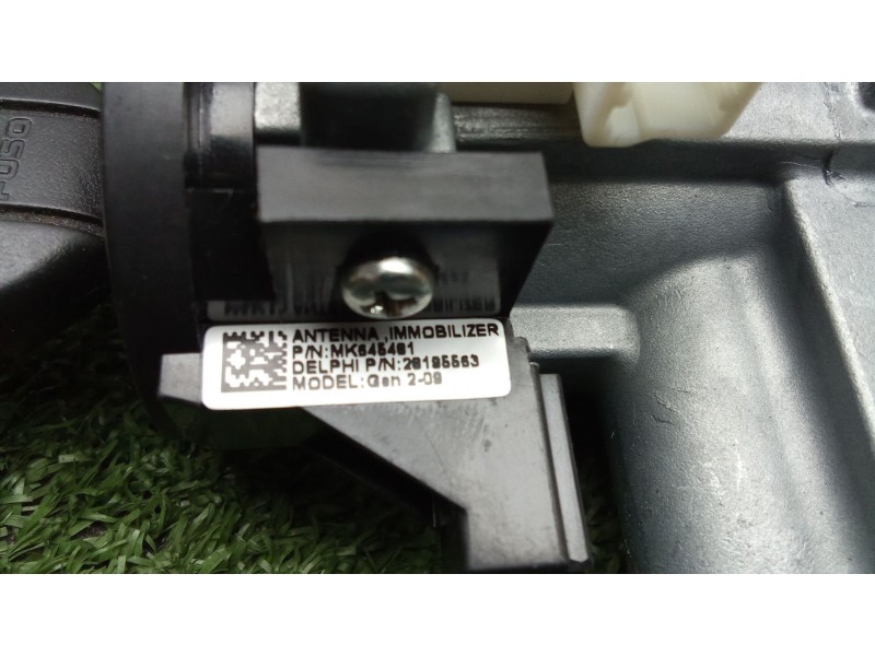 Recambio de conmutador de arranque para fuso (mitsubishi) canter 7c18 referencia OEM IAM  1.ENCHUFE - CON.ANTENA 