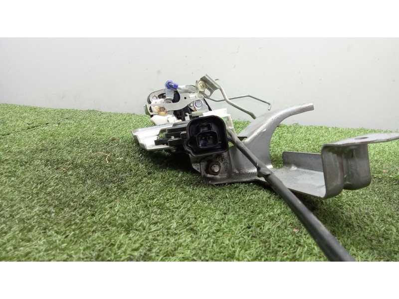 Recambio de cerradura puerta delantera derecha para fuso (mitsubishi) canter 7c18 referencia OEM IAM  2.PINES 