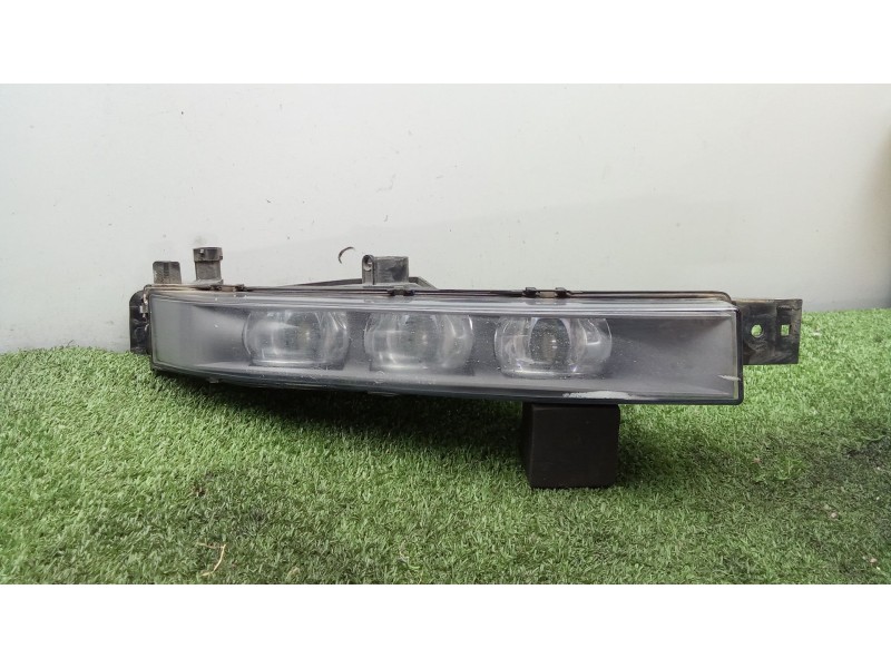 Recambio de faro antiniebla derecho para bmw 6 gran coupe (f06) 640 d referencia OEM IAM   