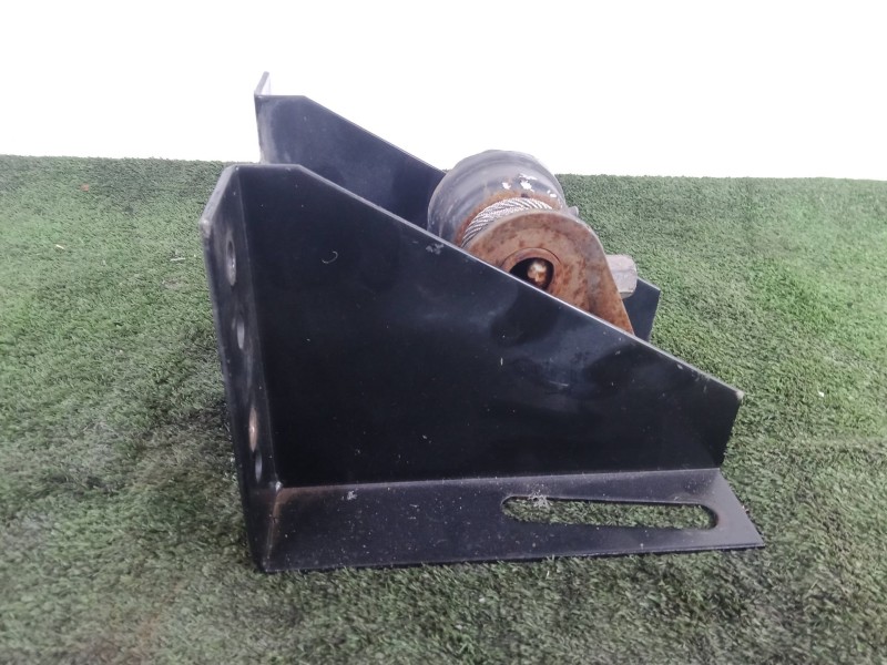 Recambio de soporte rueda repuesto para fuso (mitsubishi) canter 7c18 referencia OEM IAM  CON.CABLE 