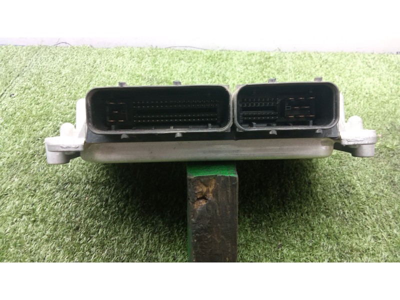 Recambio de centralita motor uce para fuso (mitsubishi) canter 7c18 referencia OEM IAM ME424467170 - ME427170 - 0204770011 - 0X1