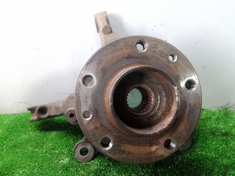 Recambio de mangueta delantera izquierda para dacia duster 1.5 dci diesel fap cat referencia OEM IAM   