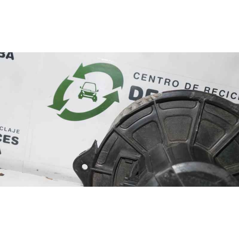 Recambio de motor calefaccion para hyundai h 1 h 1 furg.caja cerr.c. puerta referencia OEM IAM YD3A MANDO 2.PIN