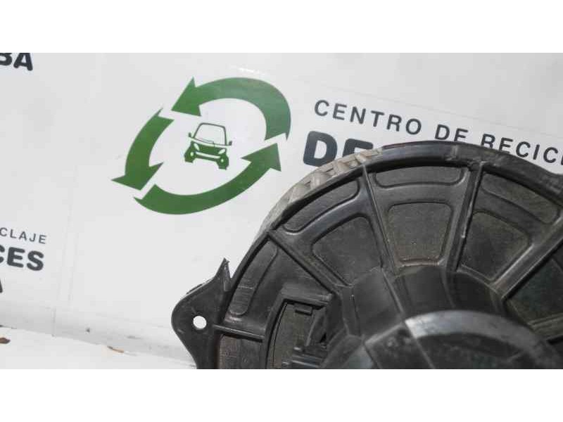 Recambio de motor calefaccion para hyundai h 1 h 1 furg.caja cerr.c. puerta referencia OEM IAM YD3A MANDO 2.PIN