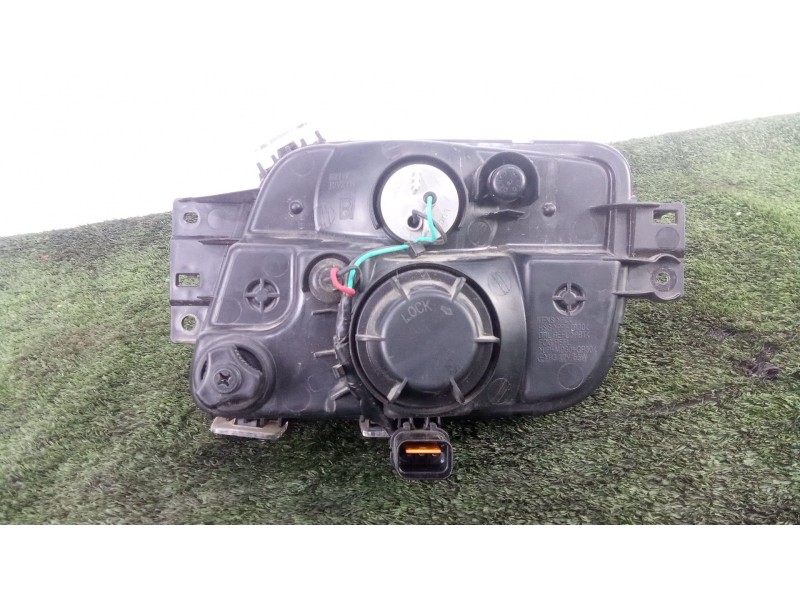 Recambio de faro antiniebla derecho para fuso (mitsubishi) canter 7c18 referencia OEM IAM   