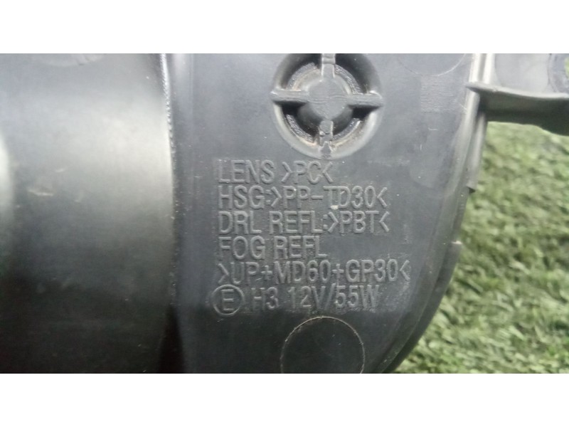 Recambio de faro antiniebla derecho para fuso (mitsubishi) canter 7c18 referencia OEM IAM   