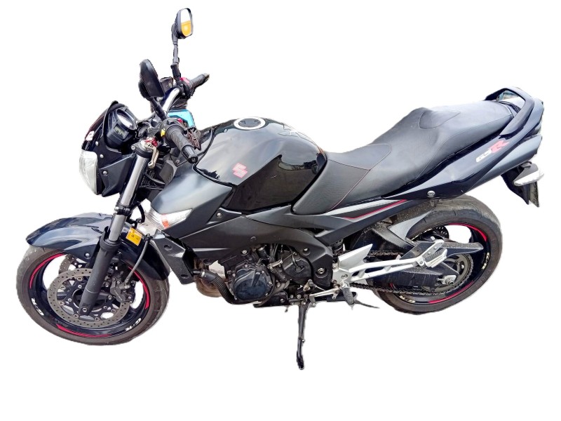 suzuki gsr del año 2008