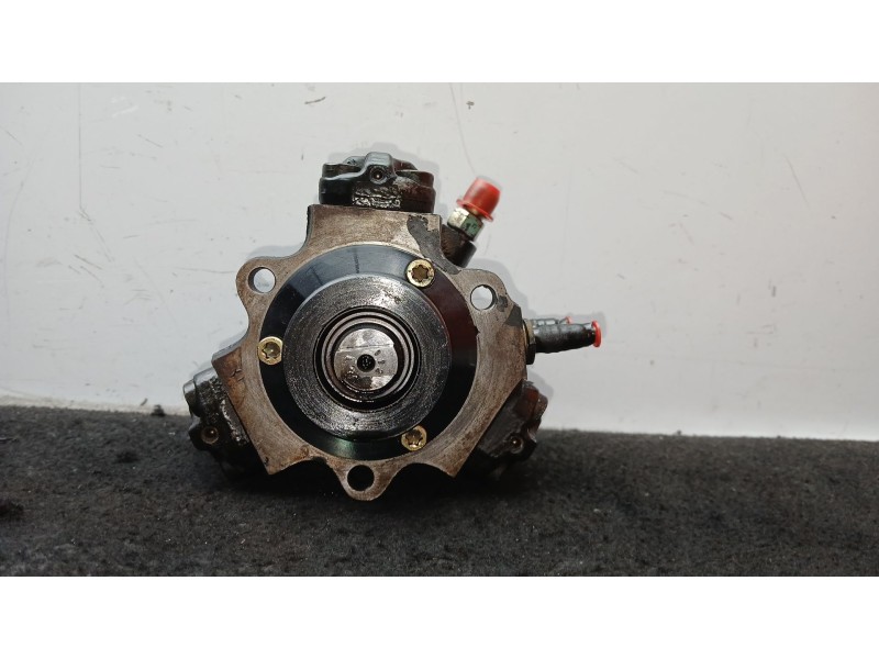 Recambio de bomba inyeccion para kia cerato i hatchback (ld) 2.0 crdi referencia OEM IAM 0445010038 BOSCH 