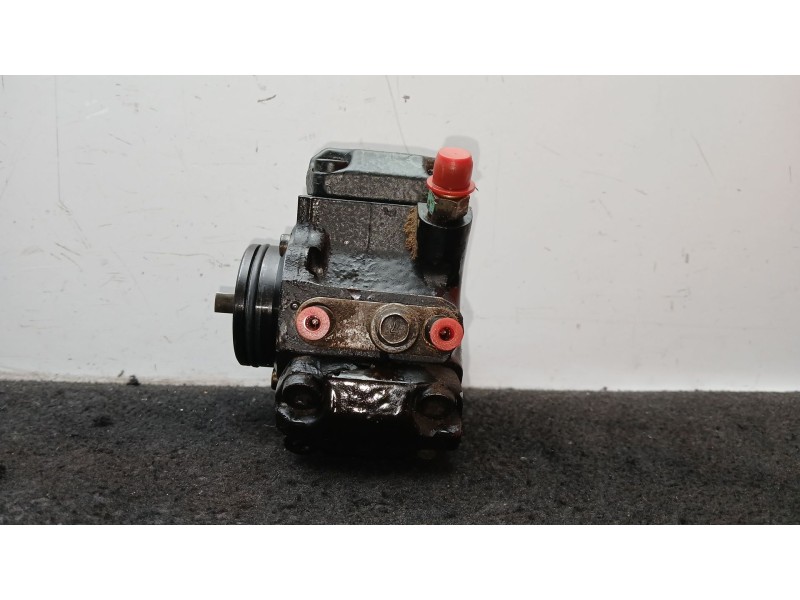 Recambio de bomba inyeccion para kia cerato i hatchback (ld) 2.0 crdi referencia OEM IAM 0445010038 BOSCH 