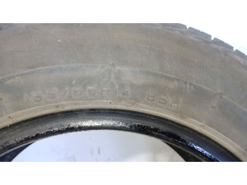 Recambio de pareja neumaticos para volkswagen passat b3/b4 (3a2, 35i) 1.6 td referencia OEM IAM 185/65R14-86H 86H - TURISMO OVAT