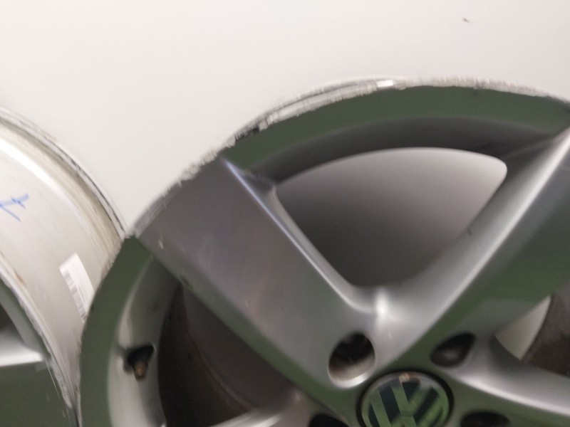 Recambio de juego llantas para volkswagen passat b7 (362) 2.0 tdi referencia OEM IAM 3AA601025A  16´´PULGADAS