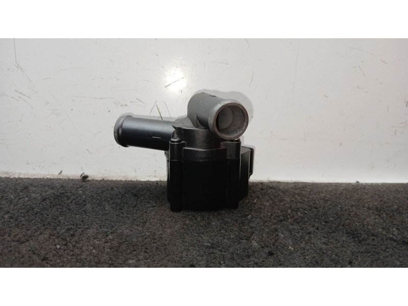 Recambio de bomba agua para seat exeo (3r2) 2.0 tdi referencia OEM IAM 03L965561 - 701713070  