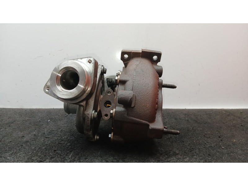 Recambio de turbocompresor para seat exeo (3r2) 2.0 tdi referencia OEM IAM 03L145701B KKK 