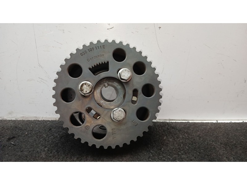 Recambio de polea arbol levas para seat exeo (3r2) 2.0 tdi referencia OEM IAM 038109111E  